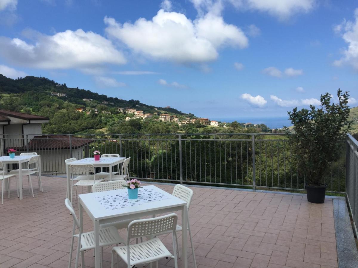 Bed and Breakfast Vista D'Amare Buonvicino Экстерьер фото