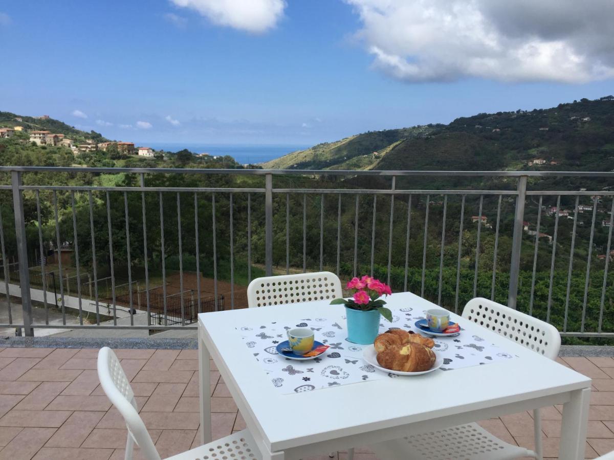 Bed and Breakfast Vista D'Amare Buonvicino Экстерьер фото